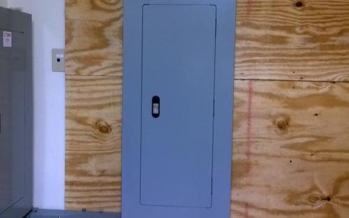 New dedicated 200 amp panel supplied by battery backup.